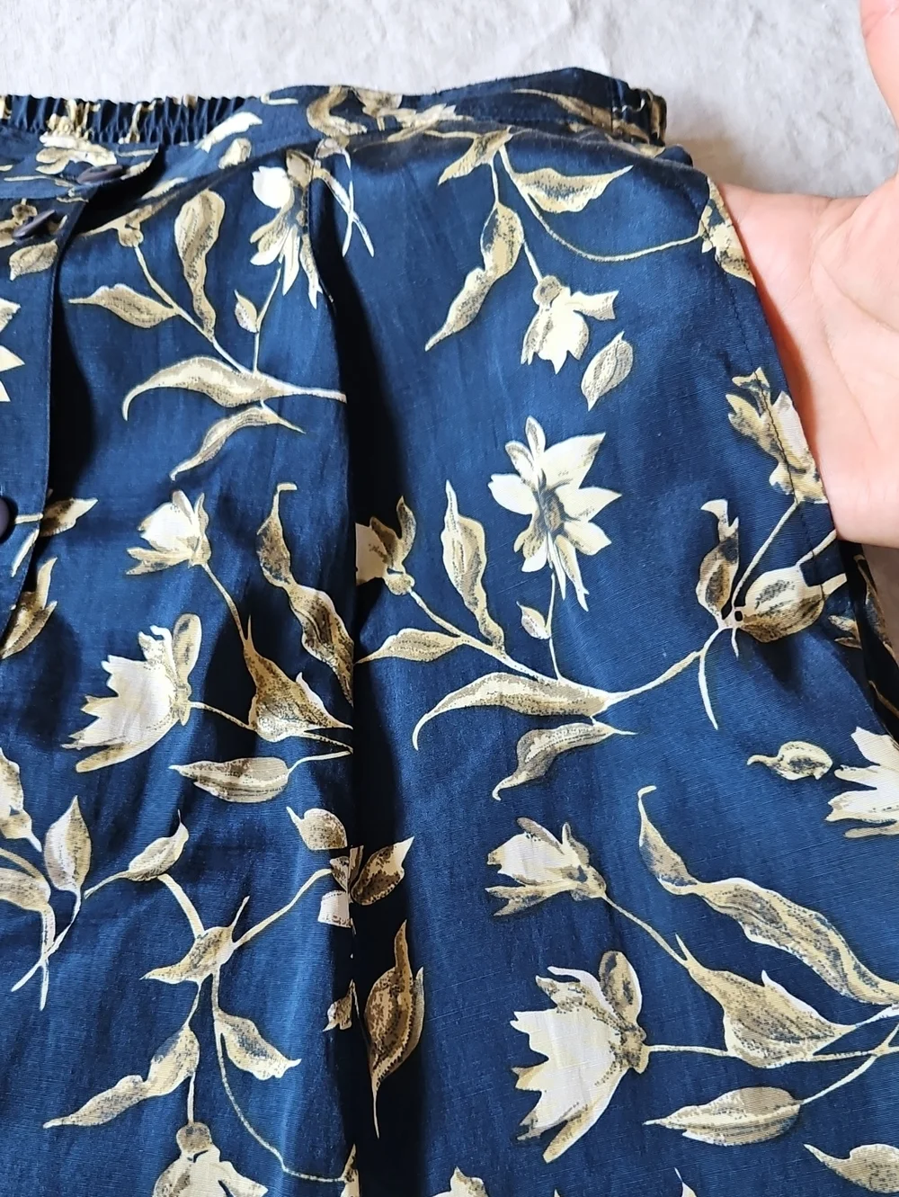 Ann&Frank Blue Floral Silk Front Buttons Midi-Skirt Size Small